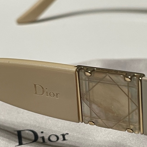 Christian Dior Shield Gradient Sunglasses - Picture 8 of 8